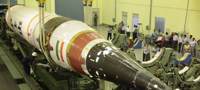 7 Biggest Pros and Cons of Nuclear Weapons – Green Garage