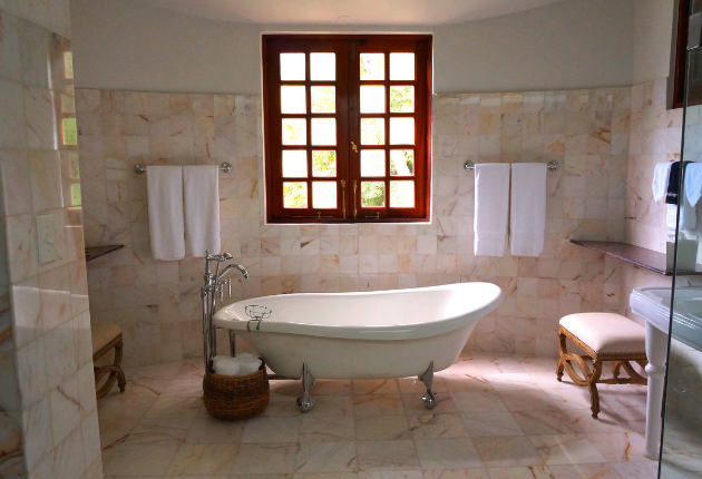 21 Reglazing A Bathtub Pros And Cons, How Much Does It Cost To Get A Bathtub Reglazed