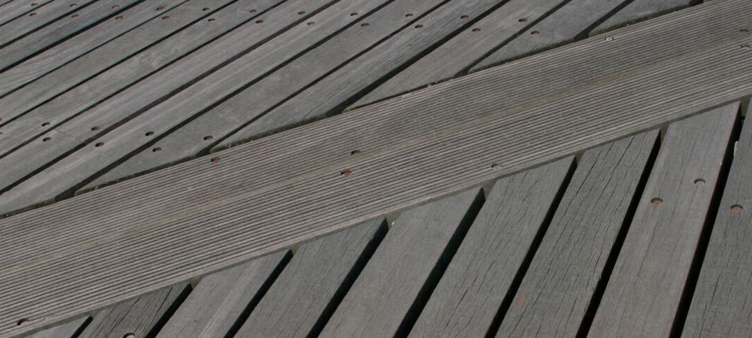 Pros and Cons of Composite Decking